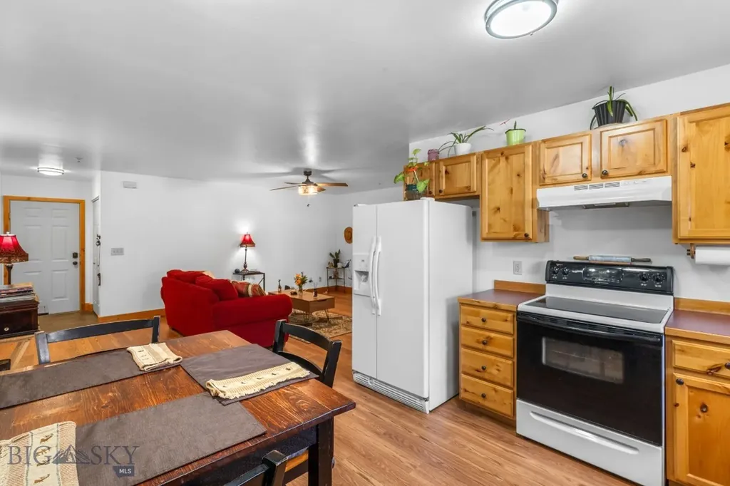 81 10th Street Belgrade MT 59714