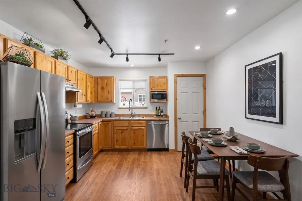 81 10th Street Belgrade MT 59714