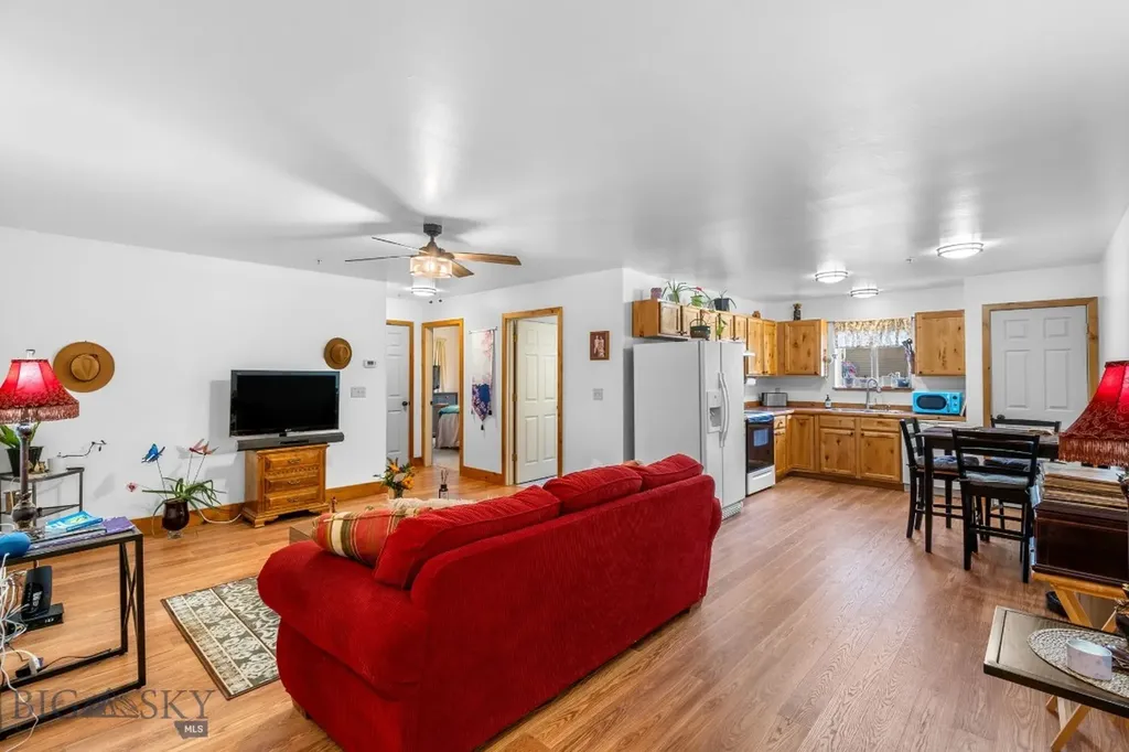 81 10th Street Belgrade MT 59714