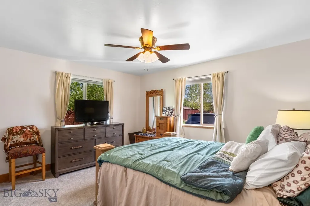 81 10th Street Belgrade MT 59714