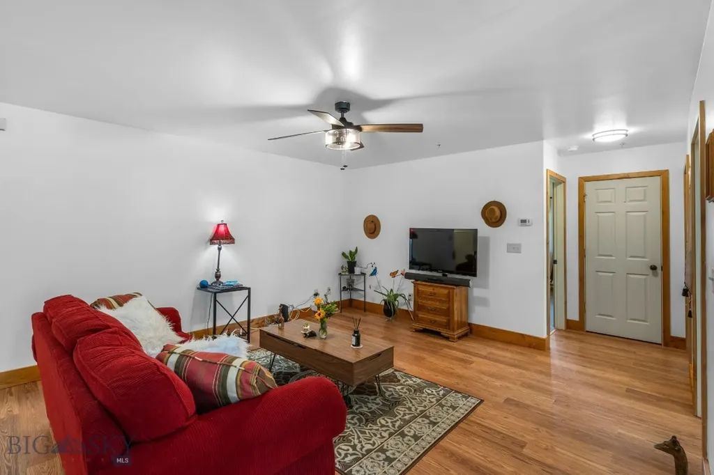 81 10th Street Belgrade MT 59714