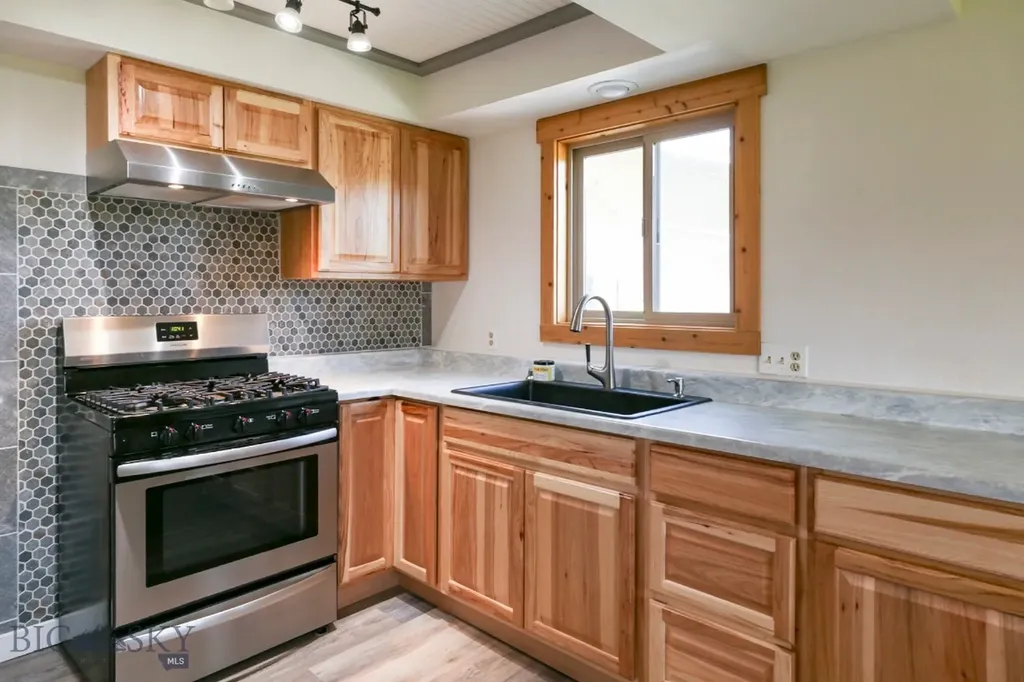 1816 S Rouse Bozeman MT 59715
