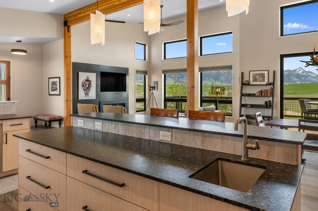 20 Prairie Falcon Lane Belgrade MT 59714
