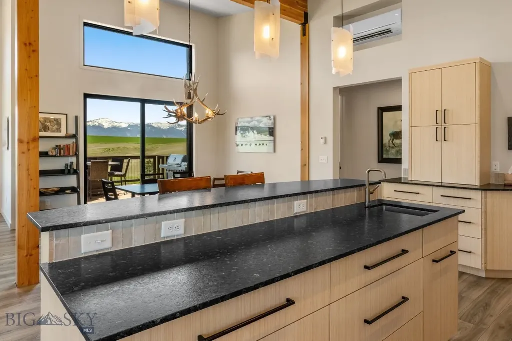 20 Prairie Falcon Lane Belgrade MT 59714