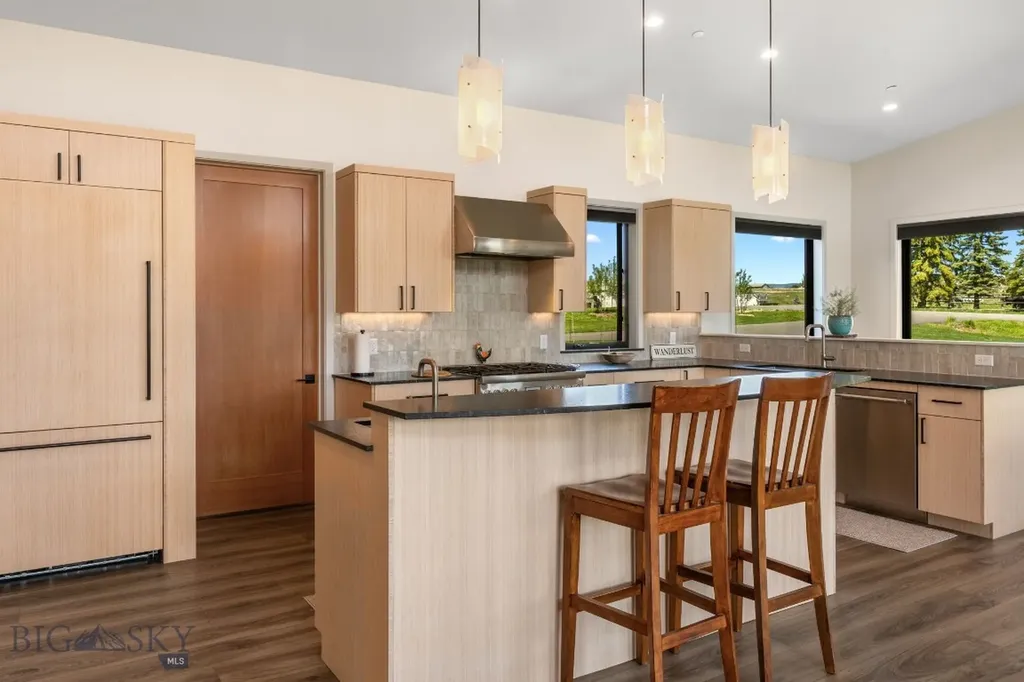 20 Prairie Falcon Lane Belgrade MT 59714