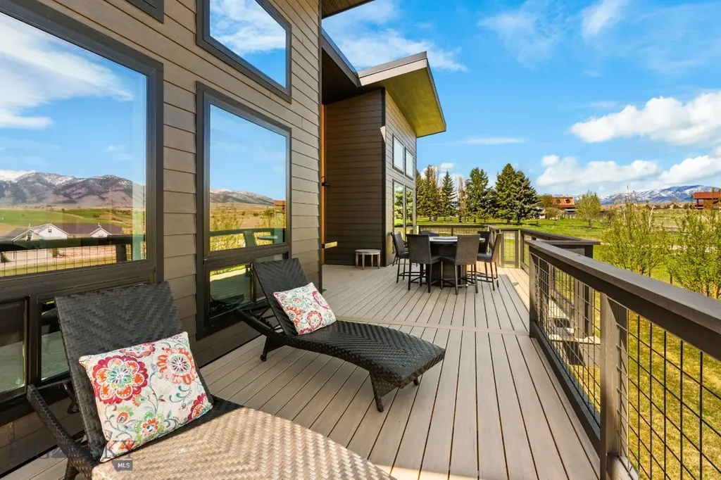 20 Prairie Falcon Lane Belgrade MT 59714