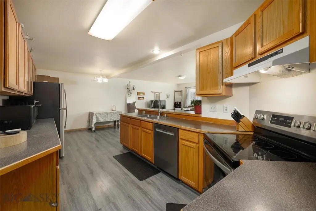 593,595,597,599 West Shore Drive Belgrade MT 59714