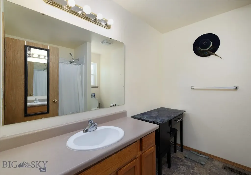 593,595,597,599 West Shore Drive Belgrade MT 59714