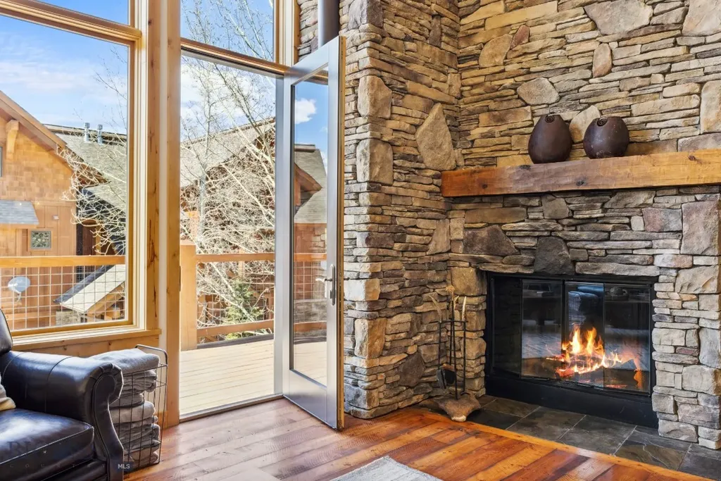 21 Black Eagle Road Big Sky MT 59716