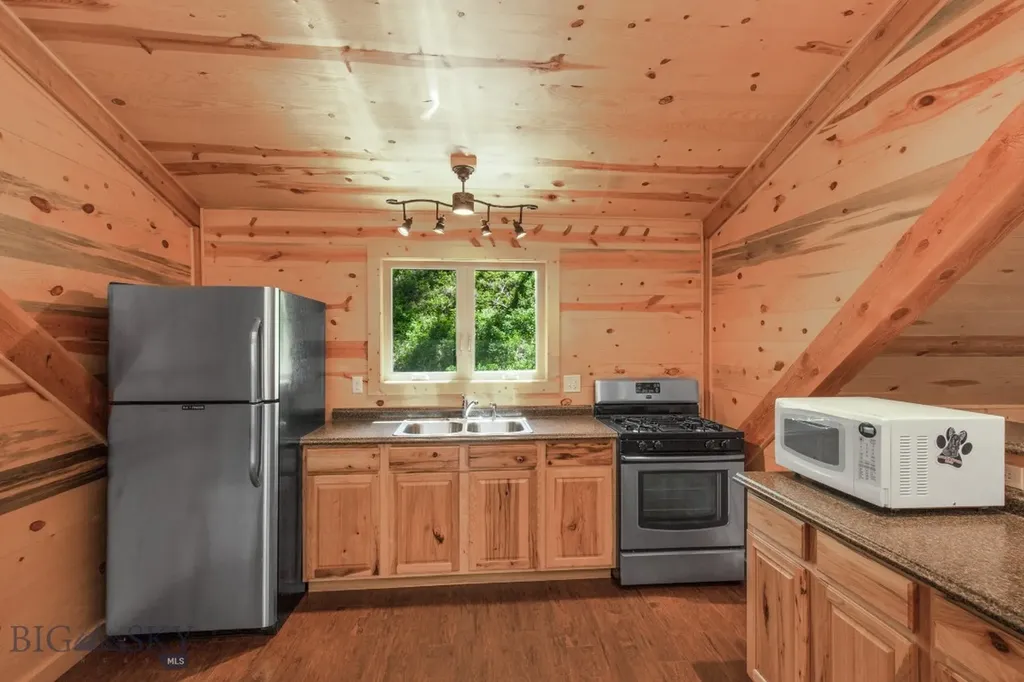 101 W Bridger Creek Road Big Timber MT 59011