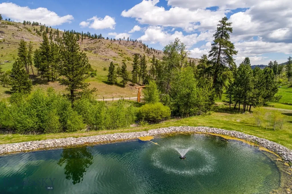 101 W Bridger Creek Road Big Timber MT 59011