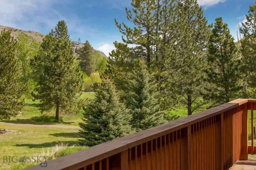 101 W Bridger Creek Road Big Timber MT 59011