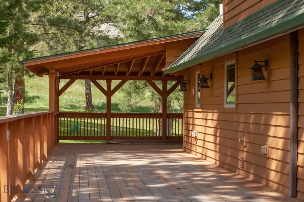 101 W Bridger Creek Road Big Timber MT 59011