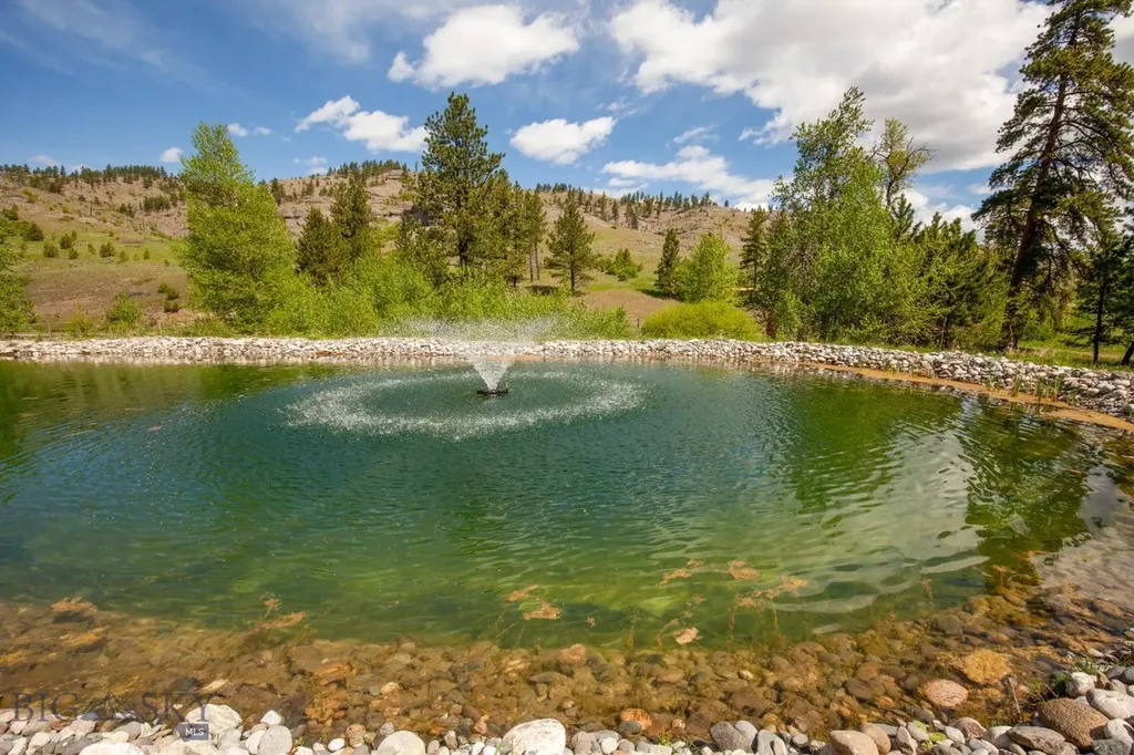 101 W Bridger Creek Road Big Timber MT 59011
