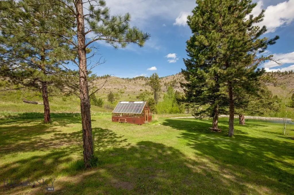 101 W Bridger Creek Road Big Timber MT 59011