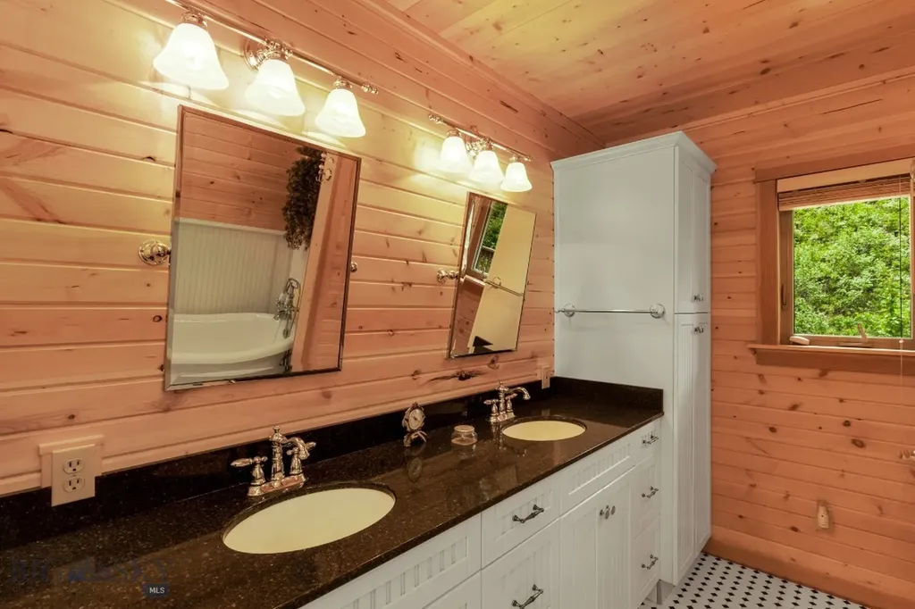 101 W Bridger Creek Road Big Timber MT 59011