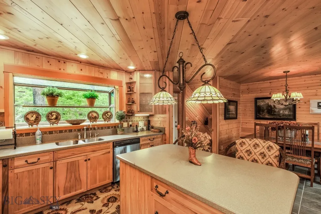 101 W Bridger Creek Road Big Timber MT 59011
