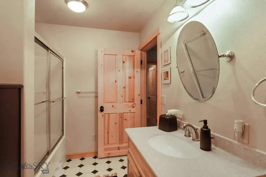101 W Bridger Creek Road Big Timber MT 59011