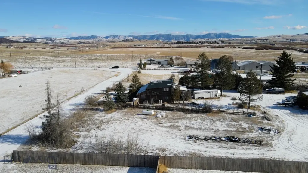 700 Dawson Loop Butte MT 59701