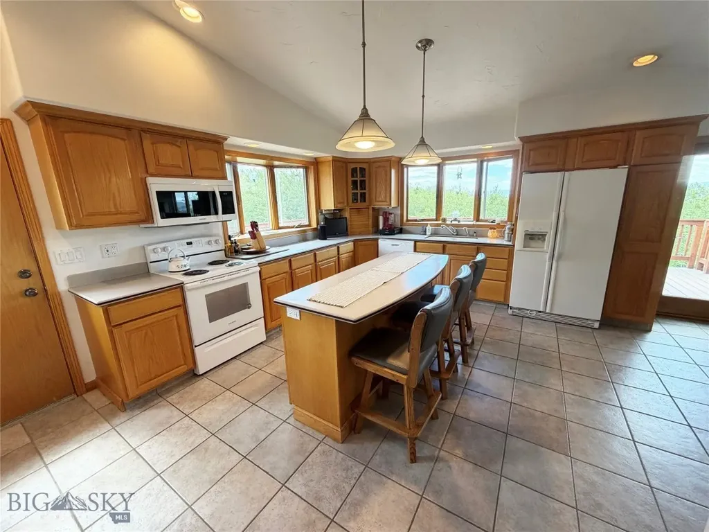 3360 Moulton Reservoir Road Butte MT 59701