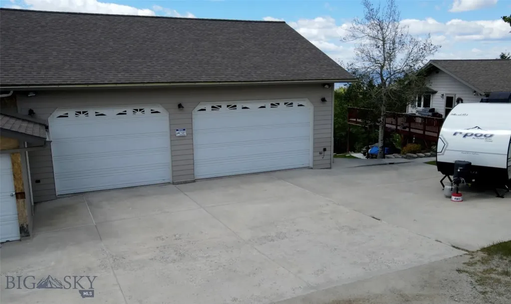 3360 Moulton Reservoir Road Butte MT 59701