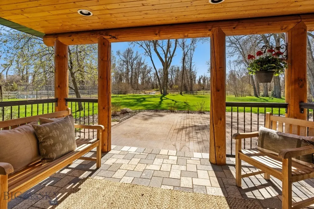 624 Rocking Horse Drive Bozeman MT 59718