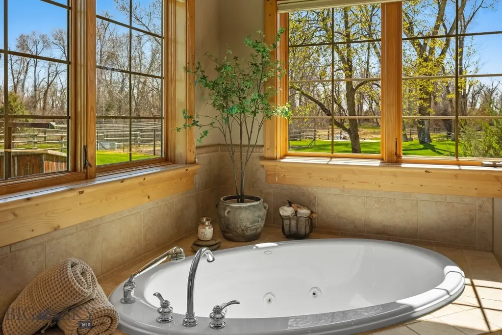 624 Rocking Horse Drive Bozeman MT 59718