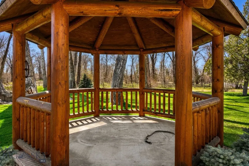 624 Rocking Horse Drive Bozeman MT 59718