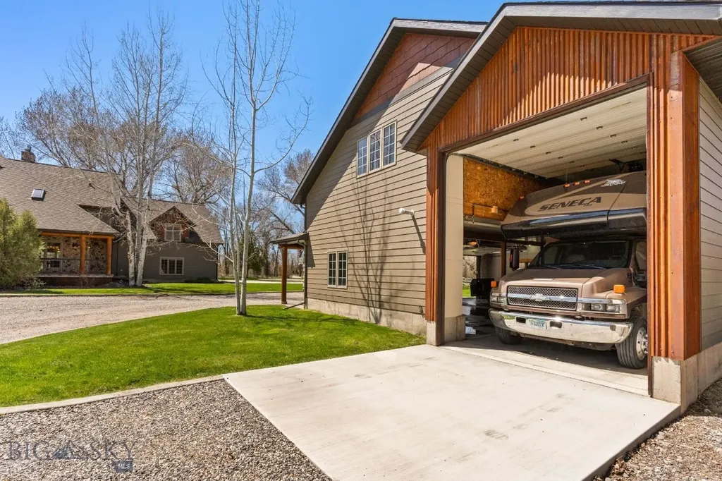 624 Rocking Horse Drive Bozeman MT 59718