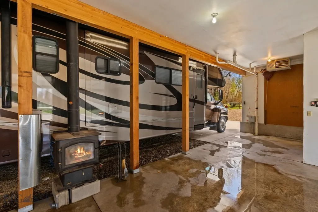 624 Rocking Horse Drive Bozeman MT 59718