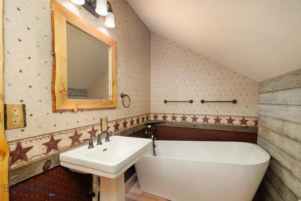 624 Rocking Horse Drive Bozeman MT 59718