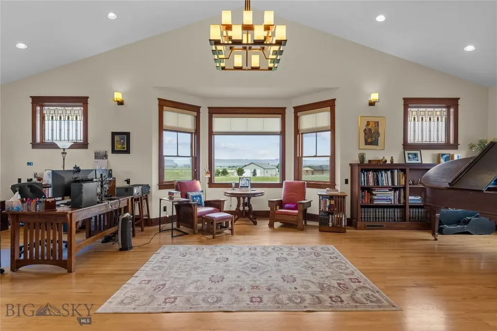 75 Rodeo Trail Dillon MT 59725