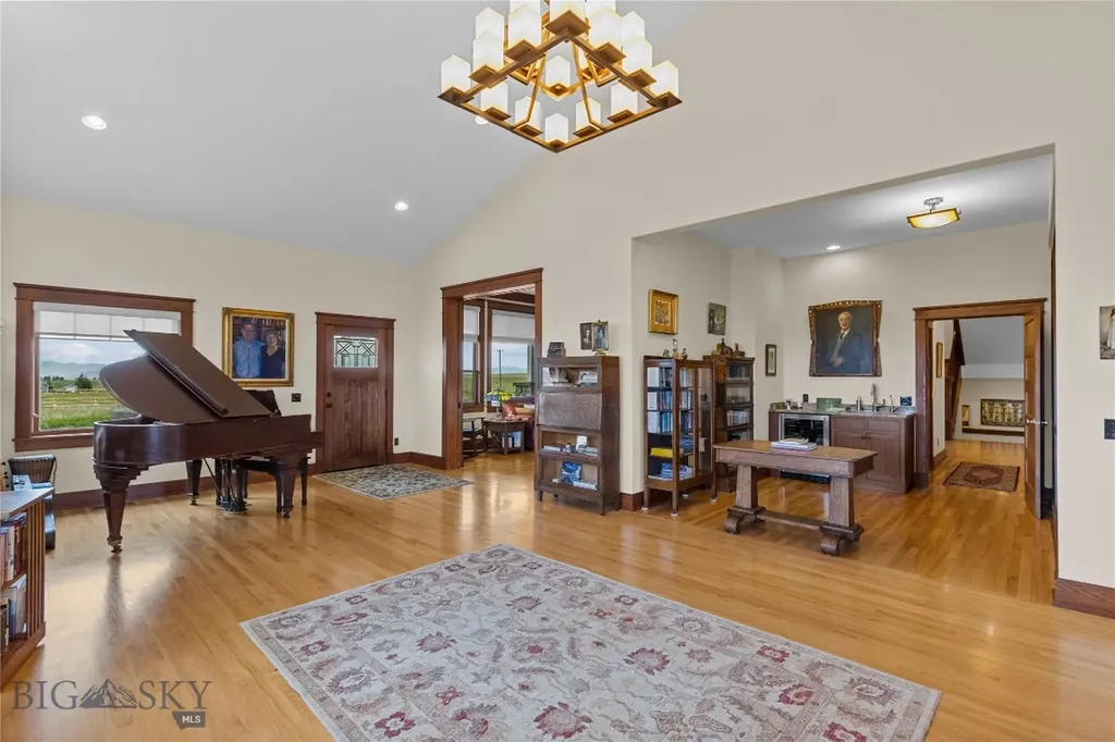 75 Rodeo Trail Dillon MT 59725