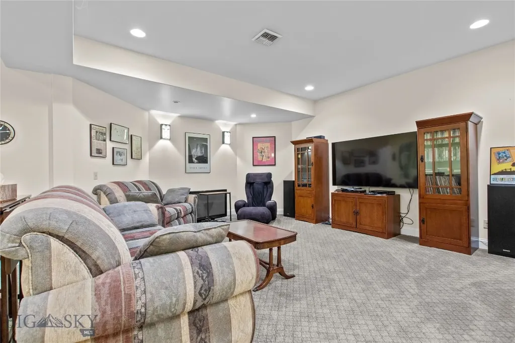 75 Rodeo Trail Dillon MT 59725