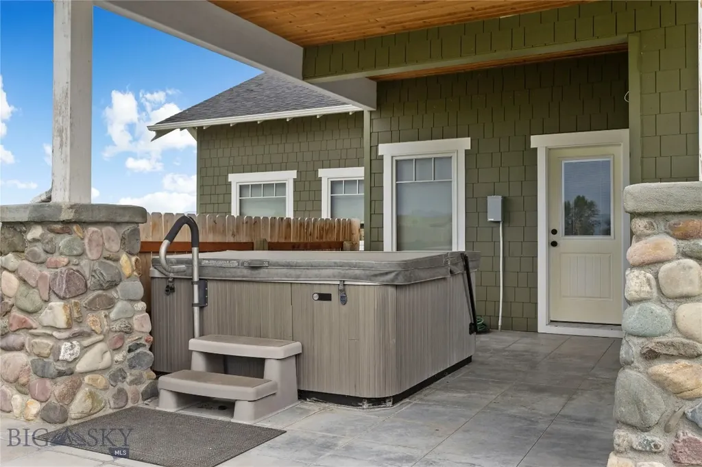 75 Rodeo Trail Dillon MT 59725