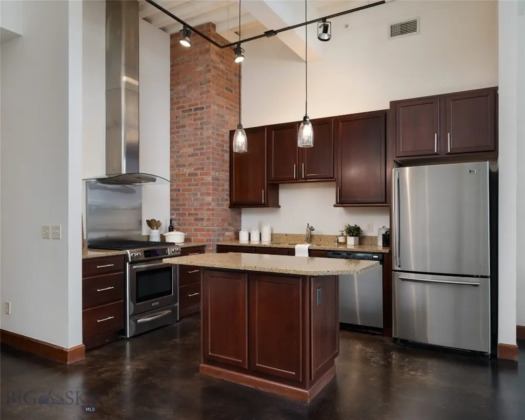 140 Village Crossing Bozeman MT 59715