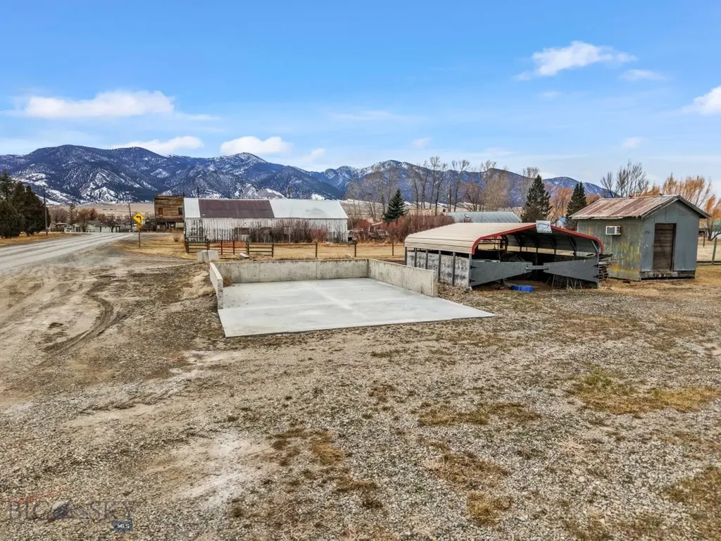 2325 Mount Highway 287 Alder MT 59710