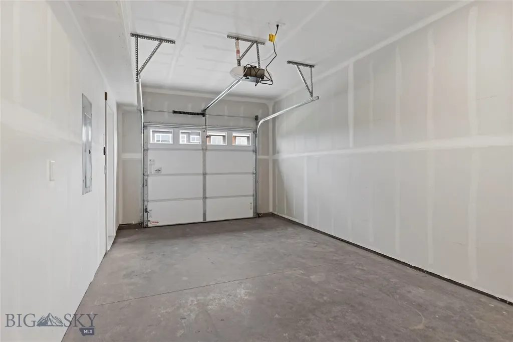 5570 Sandpiper Bozeman MT 59718