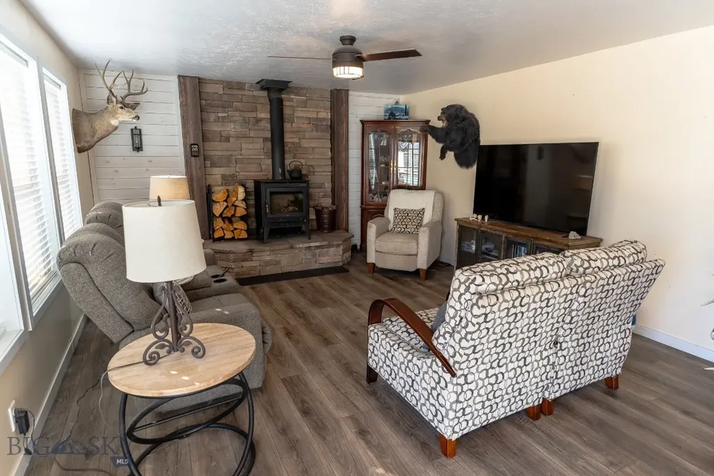 8519 Us Highway 287 Townsend MT 59644