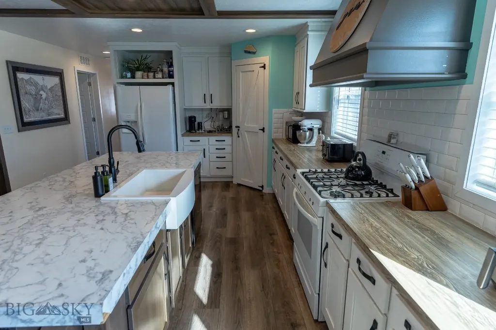 8519 Us Highway 287 Townsend MT 59644