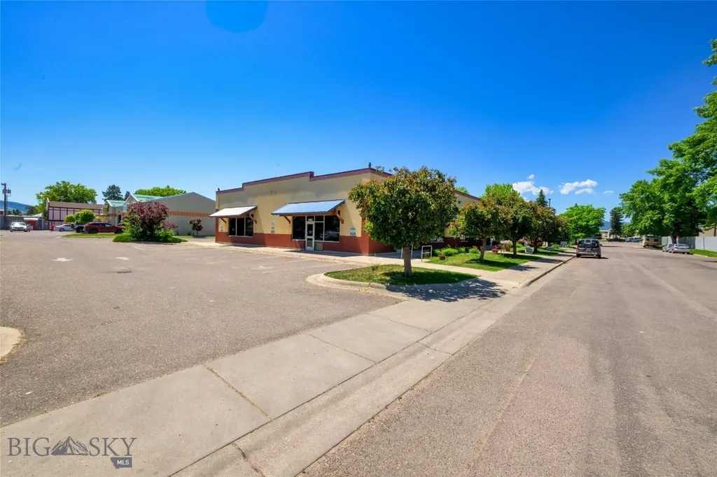 1935 Sherwood Street Missoula MT 59808