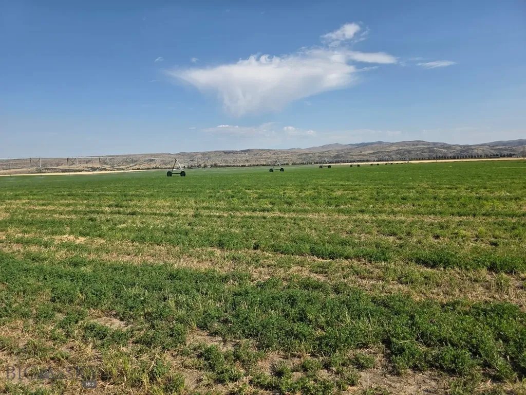 Parcel B1 Manhattan Frontage E Road Manhattan MT 59741