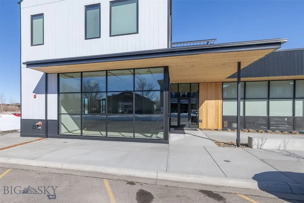 3753 Equestrian Lane Bozeman MT 59718