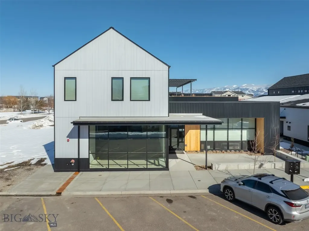 3753 Equestrian Lane Bozeman MT 59718