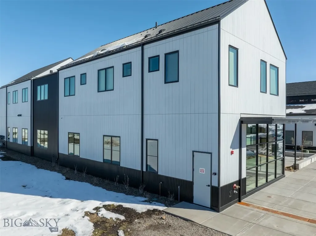 3753 Equestrian Lane Bozeman MT 59718