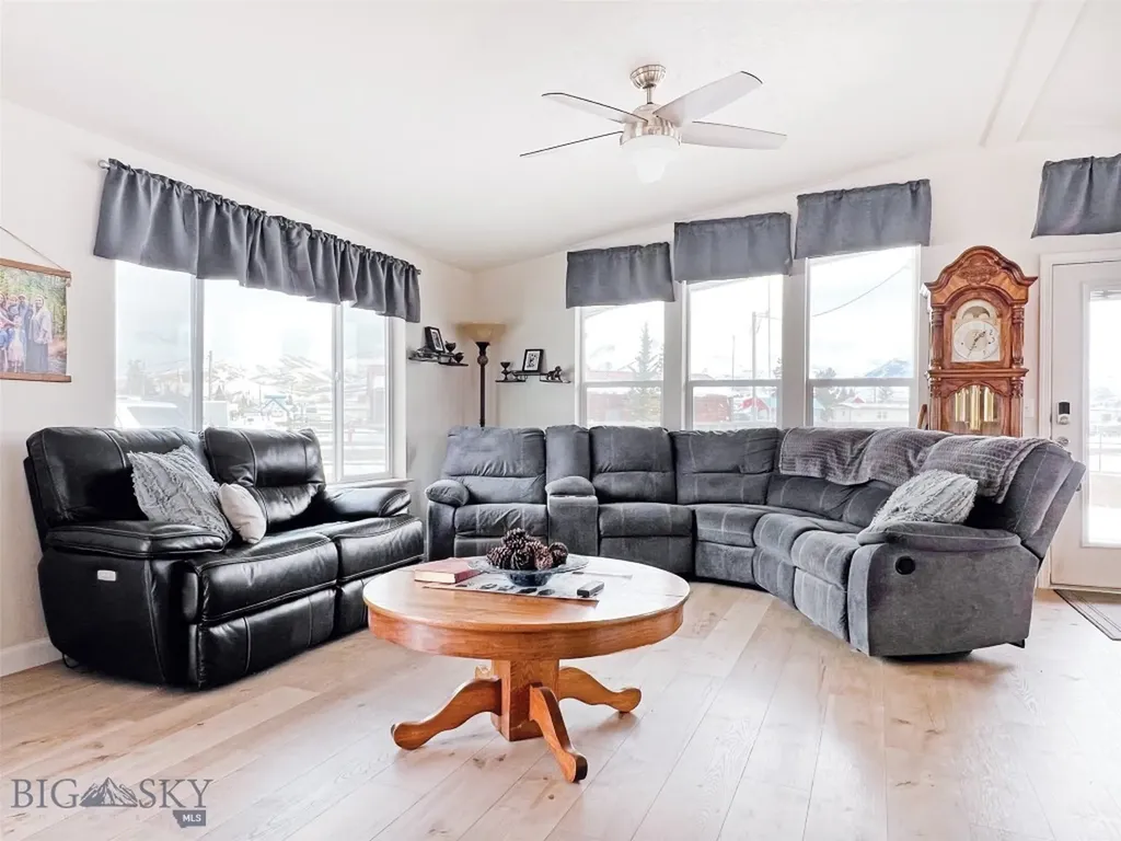 115 W 4th Avenue Lima MT 59739