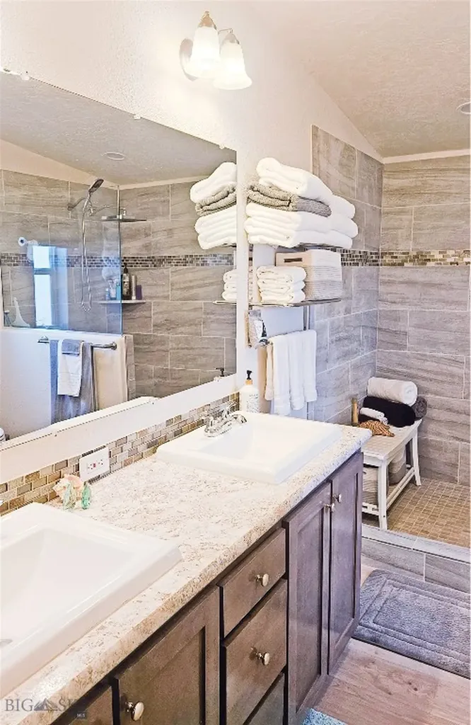 115 W 4th Avenue Lima MT 59739