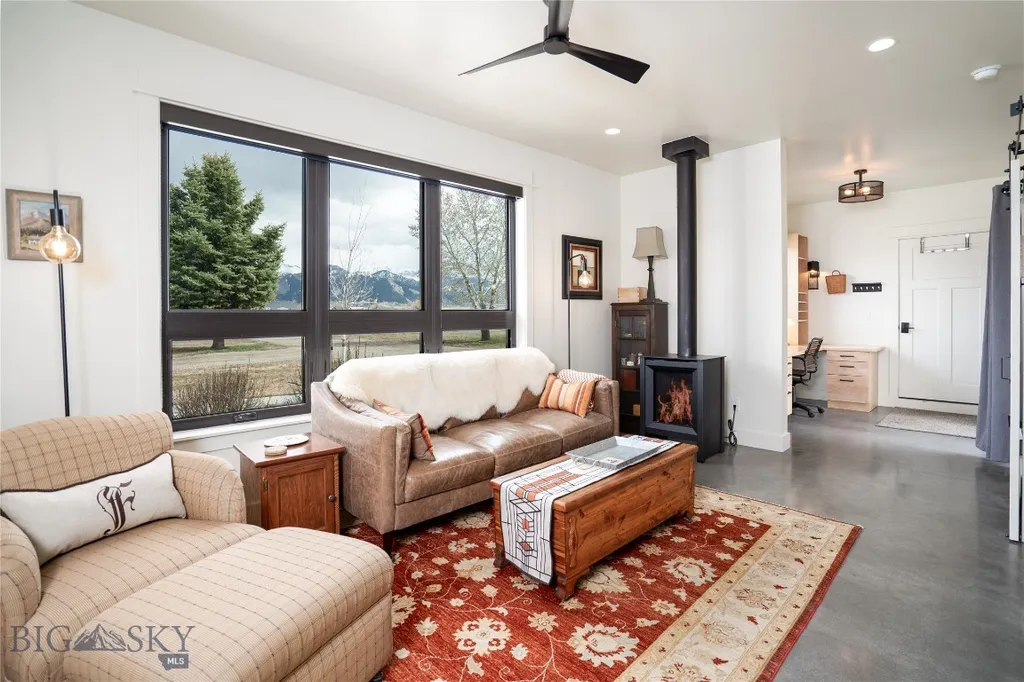 3033 Wes Davis Road Belgrade MT 59714