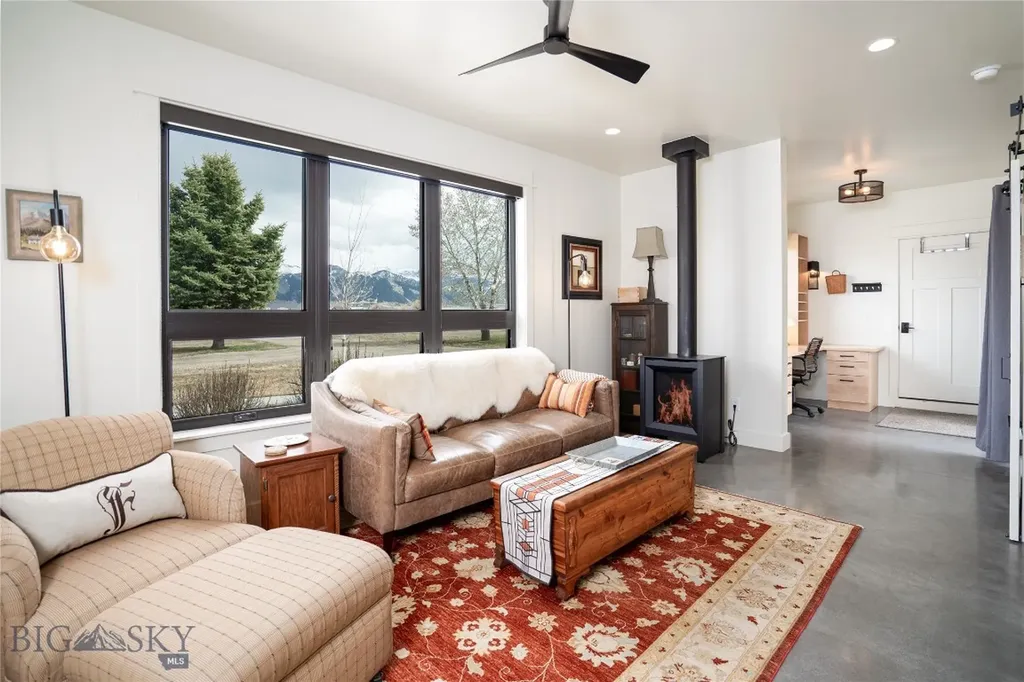3033 Wes Davis Road Belgrade MT 59714