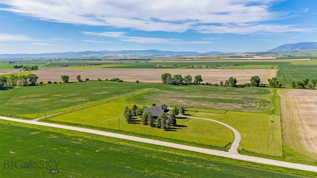 3033 Wes Davis Road Belgrade MT 59714